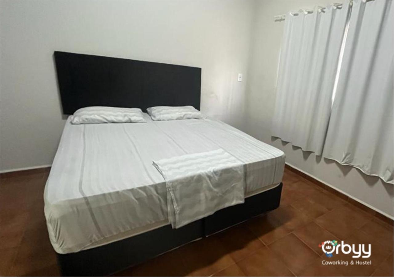 Ritz Hostel Арасатуба Екстер'єр фото